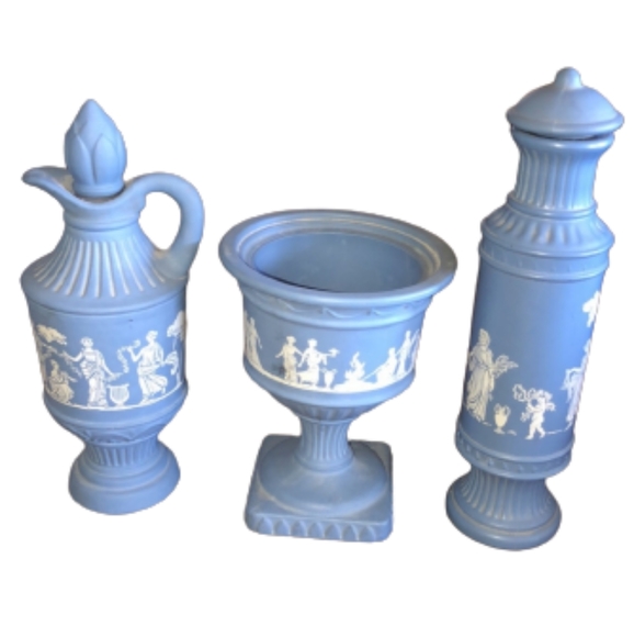 Avon field flowers 3pc set - Picture 2 of 3